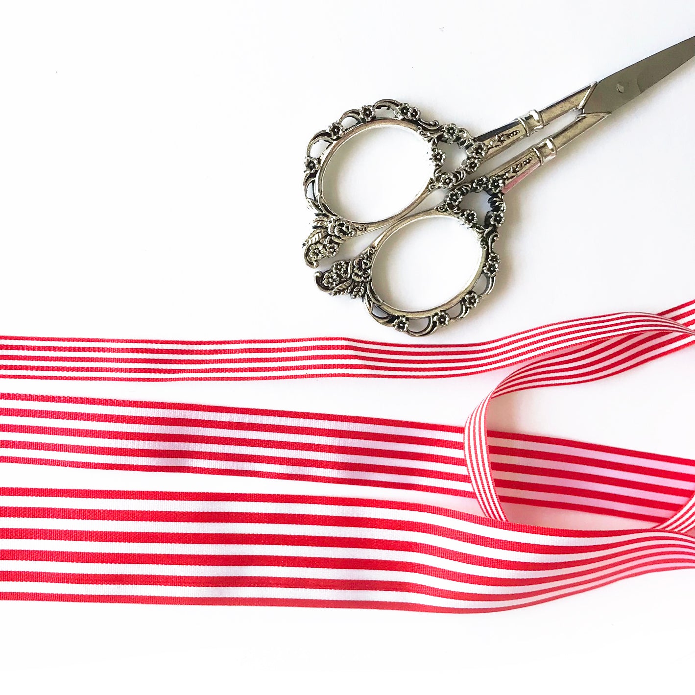 Red & White Stripe Ribbon | 3 Widths 9mm 16mm 25mm | Choose Length or Roll