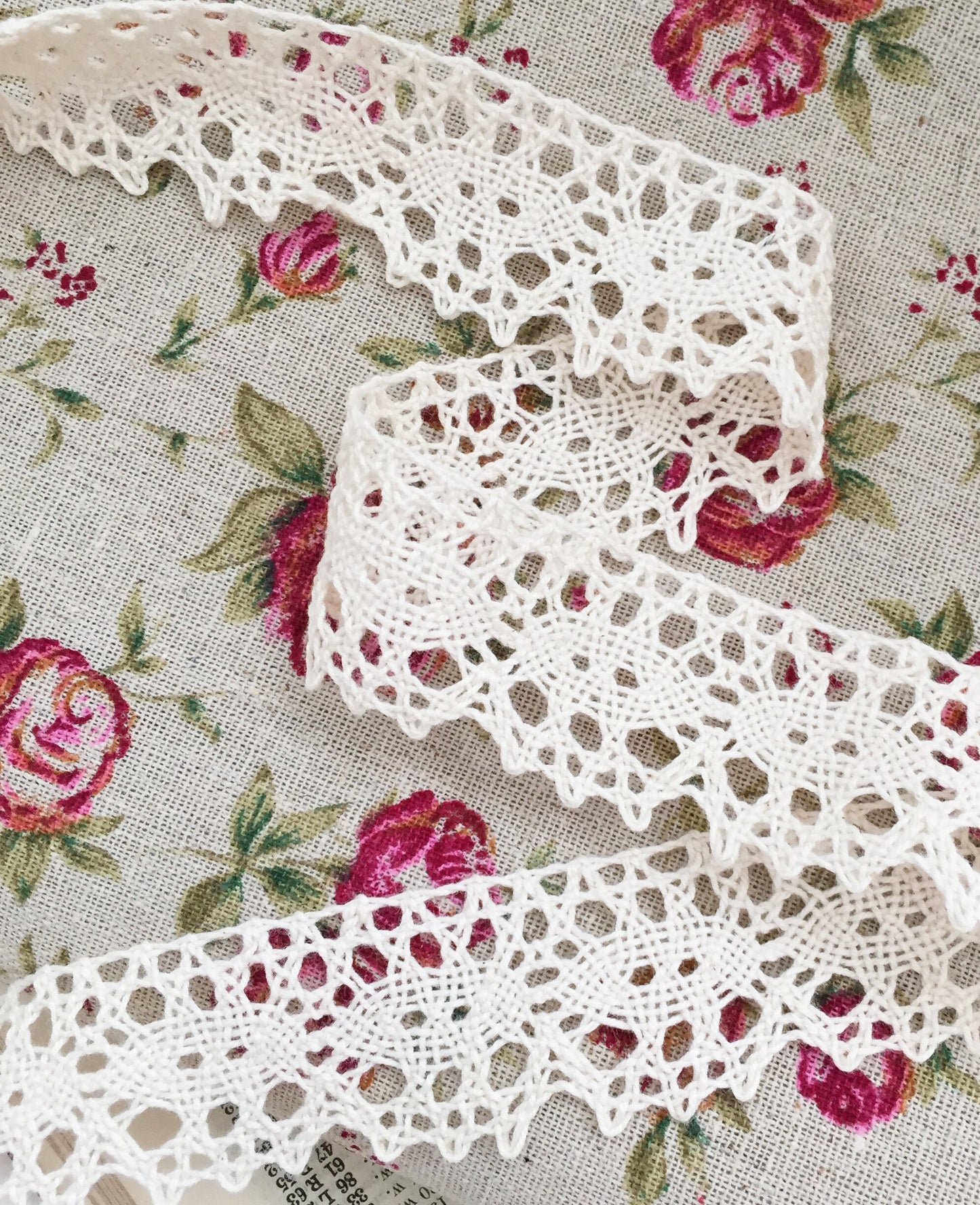 3cm Wide Pretty Cream Cotton Crochet Lace Trim | UK MADE | Wedding Craft Sewing - SweetpeaStore