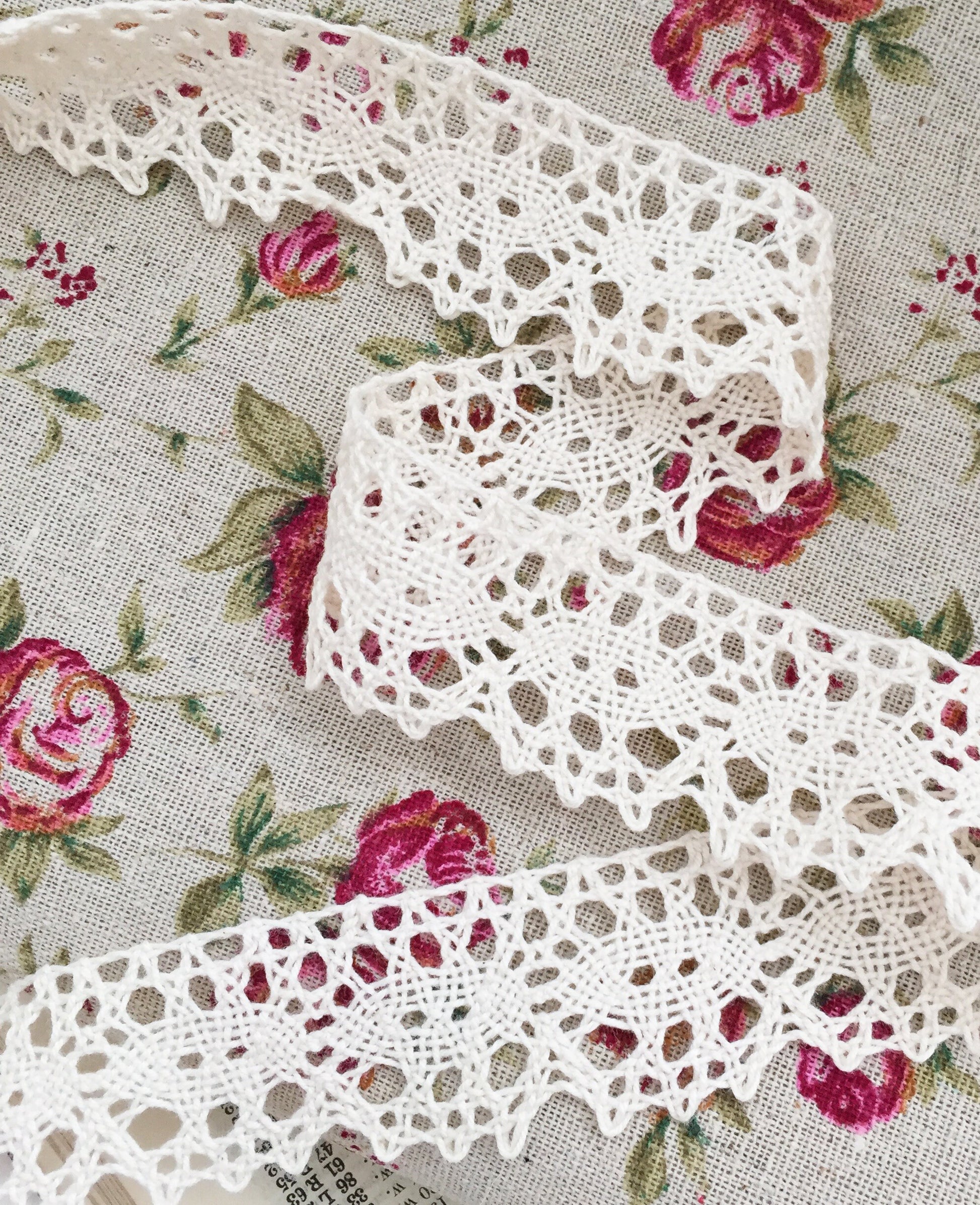 3cm Wide Pretty Cream Cotton Crochet Lace Trim | UK MADE | Wedding Craft Sewing - SweetpeaStore