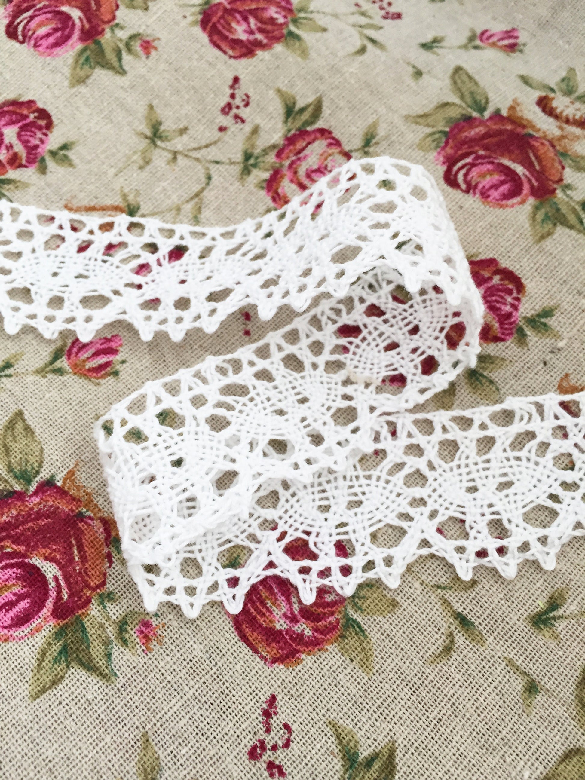 3cm Wide Pretty White Cotton Crochet Lace Trim | UK MADE | Wedding Craft Sewing - SweetpeaStore