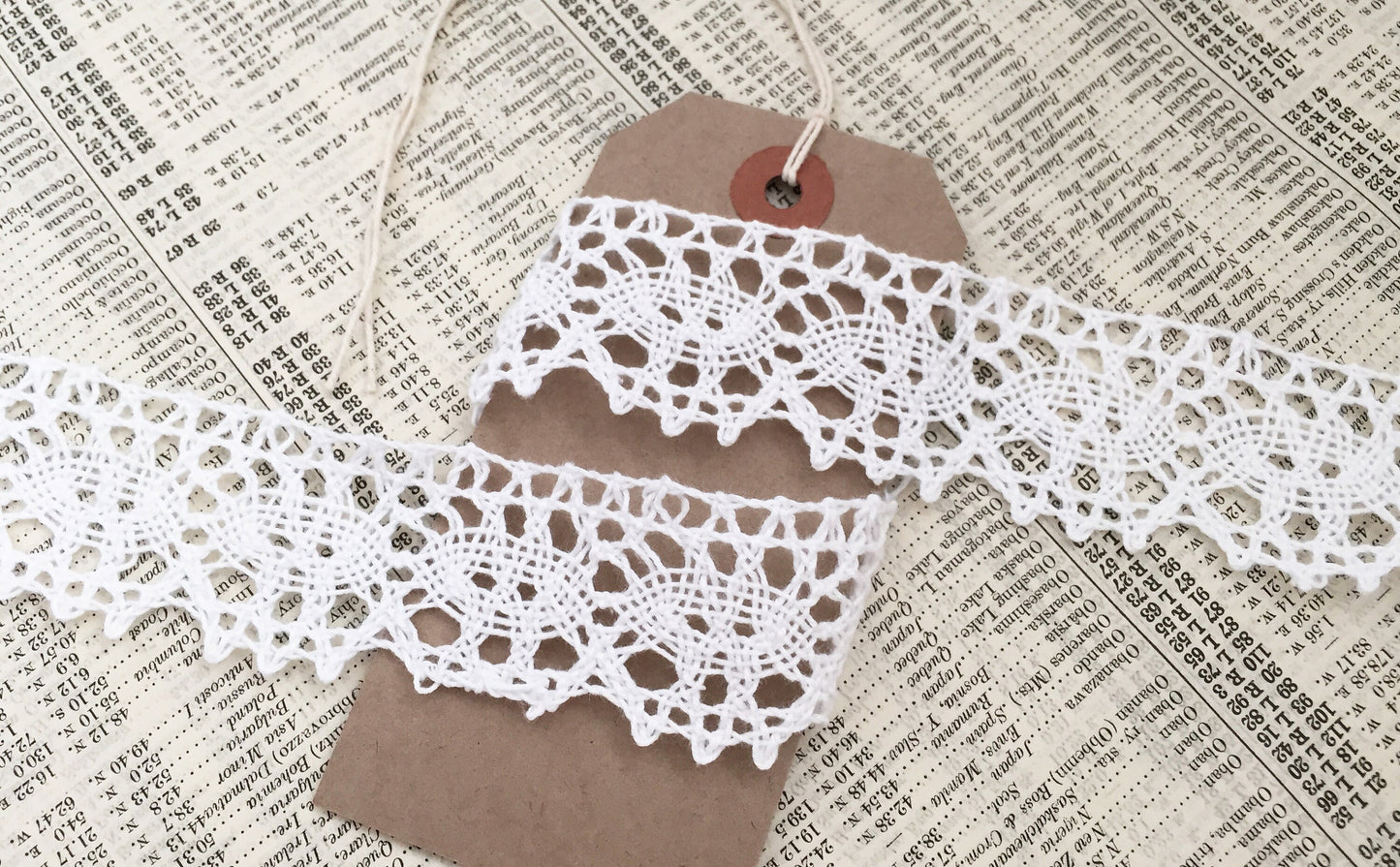 3cm Wide Pretty White Cotton Crochet Lace Trim | UK MADE | Wedding Craft Sewing - SweetpeaStore