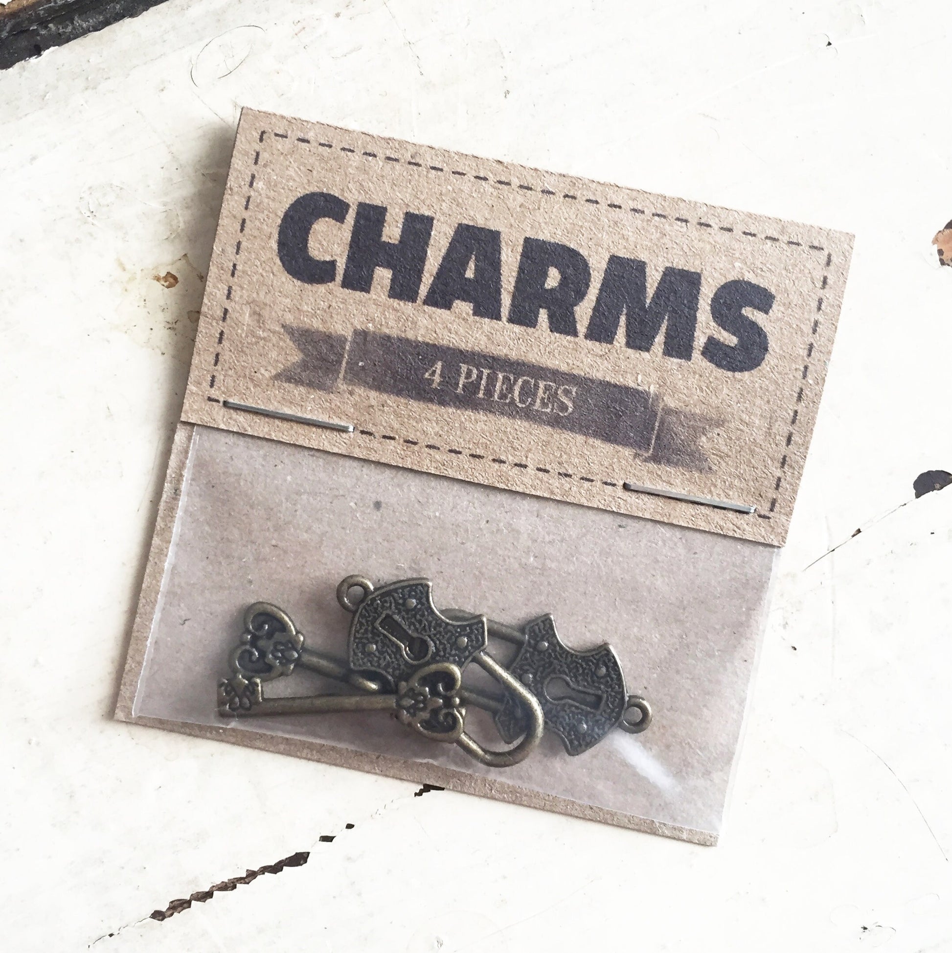 Bronze Key & Lock Charms | Set of 2 Antique-Coloured | Pendants Padlock Charm Brass Jewellery Craft - SweetpeaStore