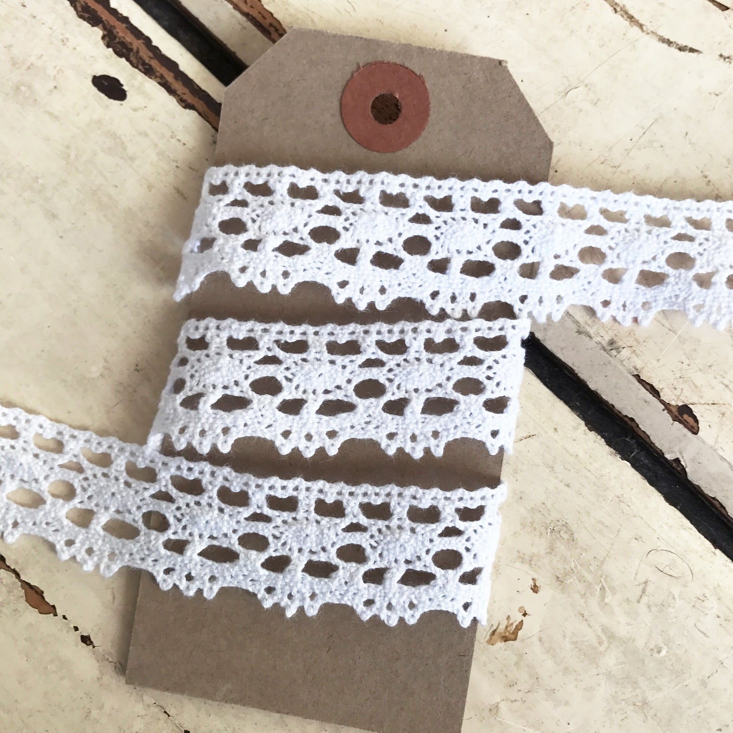 20mm 2cm Pretty White Lace Cotton Crochet Ribbon Trim | 1m - 20m Full Roll | Wedding Craft Sewing - SweetpeaStore