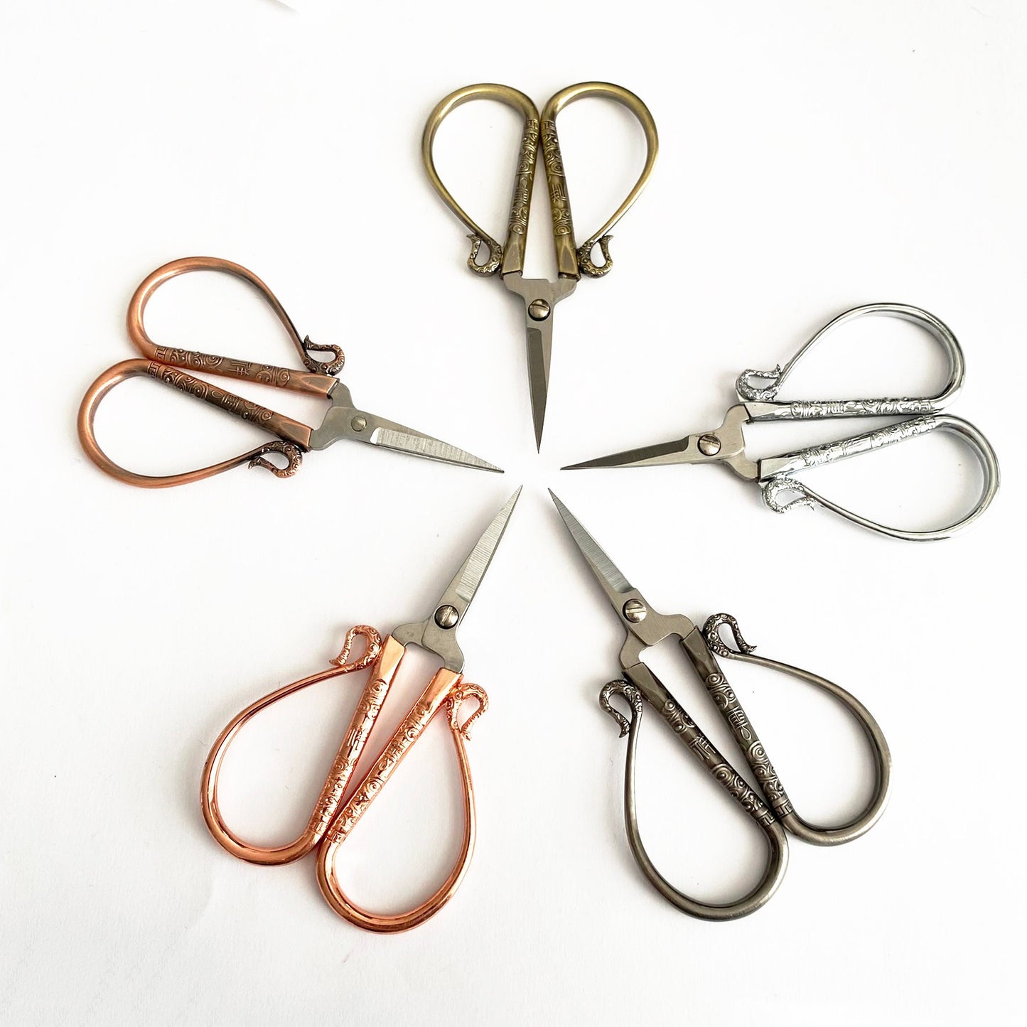 Pretty Needlework Scissors | Embroidery Quilting Craft Manicure Vintage Style | Rose Gold Gold Silver Gunmetal Grey