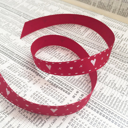 Red and White Ribbon Heart & Kisses | Valentine's Craft and Wrapping 15mm | Per Metre or Full 20m Roll - SweetpeaStore