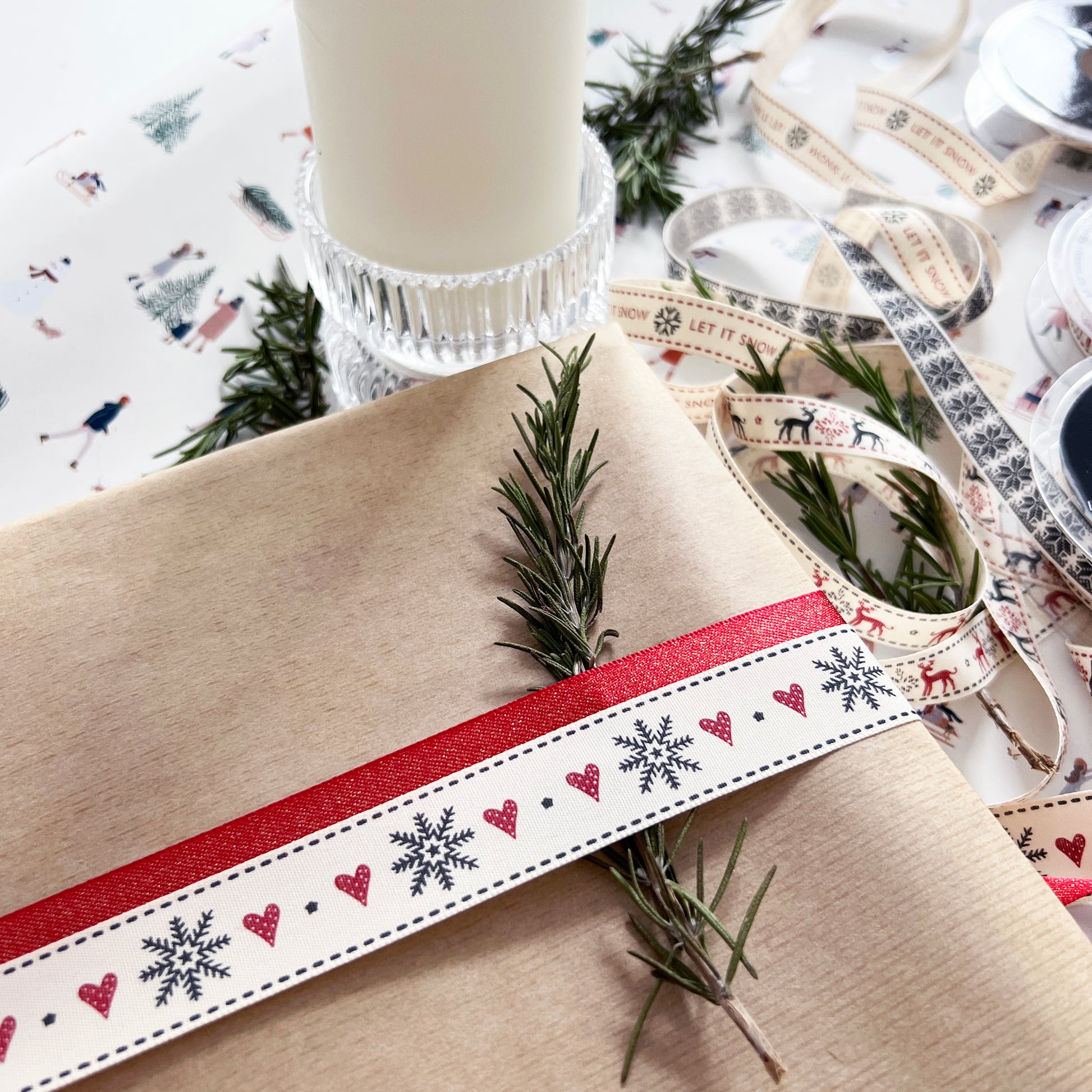 Christmas Ribbon | Snowflake Reindeer Cream Red | 16mm 25mm | Berisford's Wrapping - SweetpeaStore