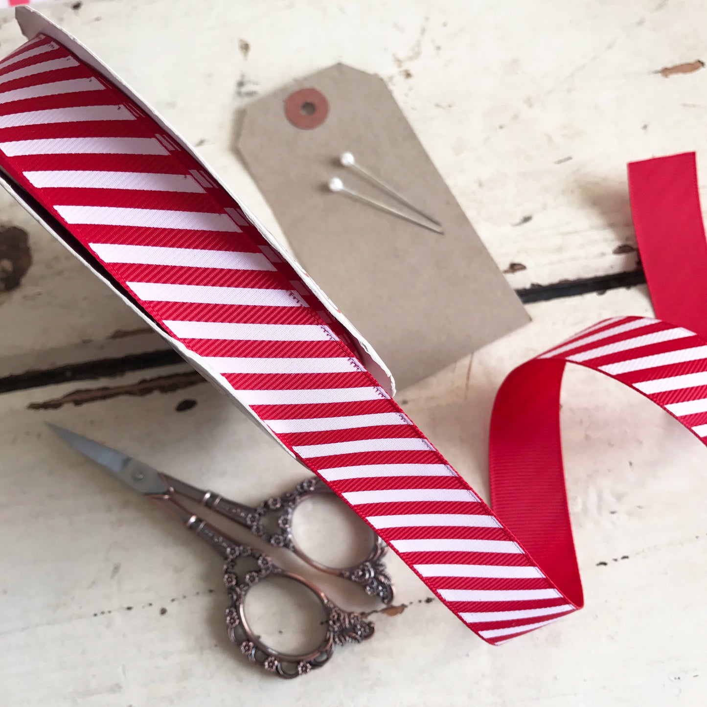 22mm Red & White Stripe Candy Cane Grosgrain Ribbon | Wrapping Craft Cards Decorations | Metre or 25m ROLL - SweetpeaStore