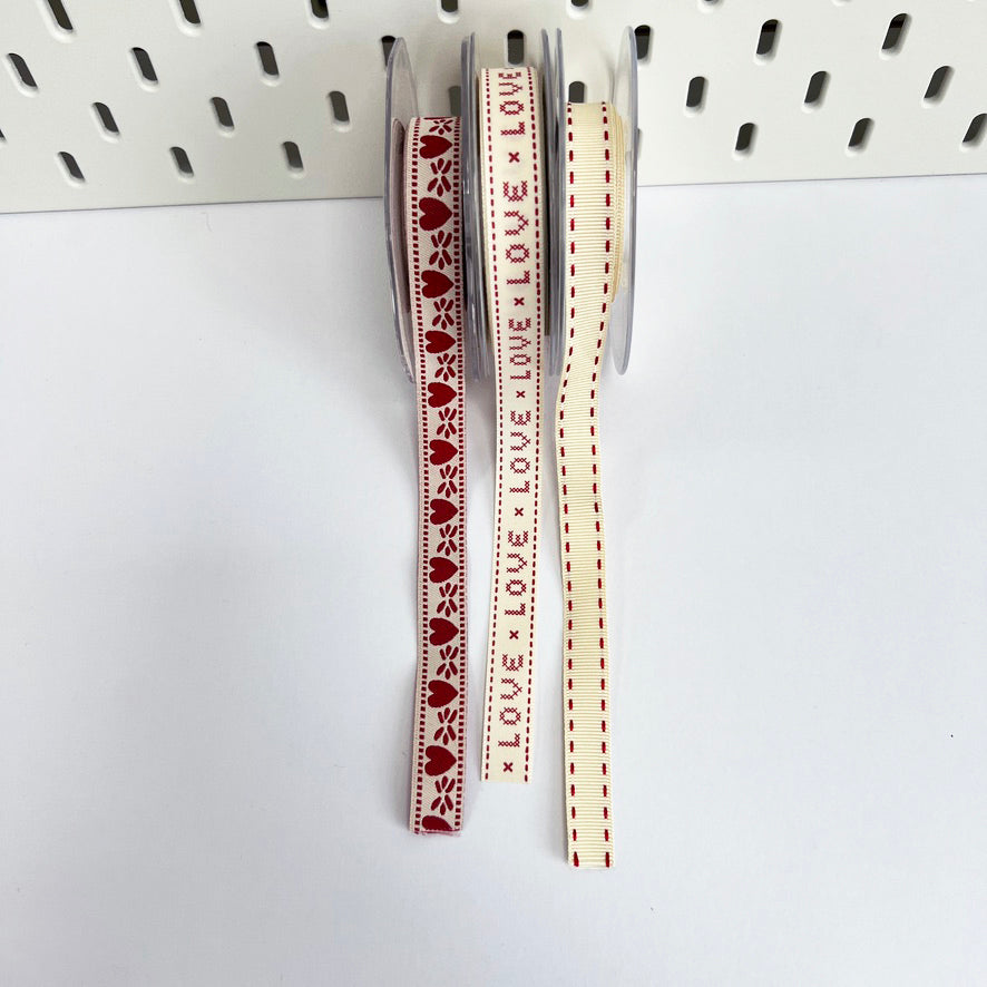 Red & Cream Love Ribbon | Gift Wrap | Hearts Love Stitch | 15mm Grosgrain Craft | Valentine's Craft - SweetpeaStore
