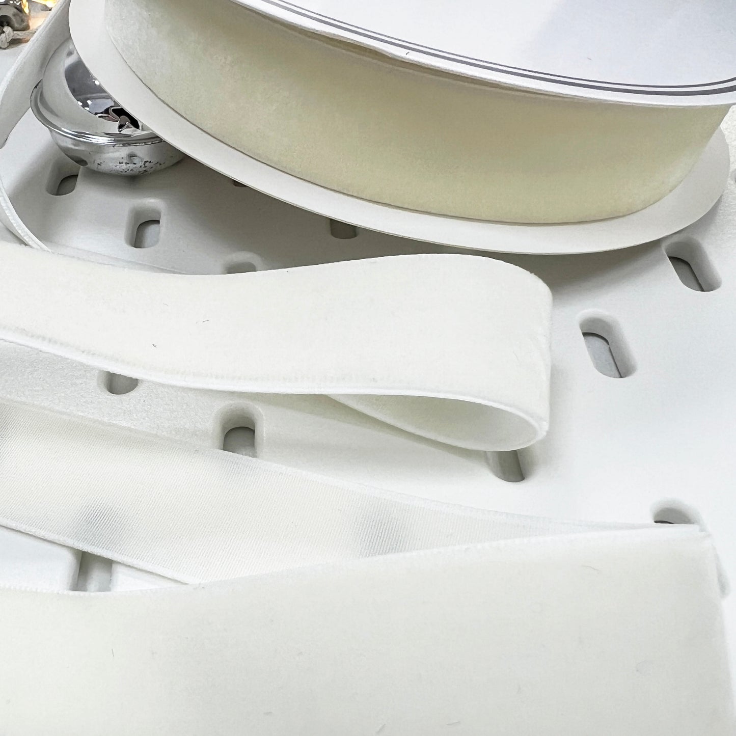 22mm Antique White Cream Velvet Ribbon | 1m or Full Roll | Single Sided | Invitations Valentine's Craft Decorations Decor - SweetpeaStore