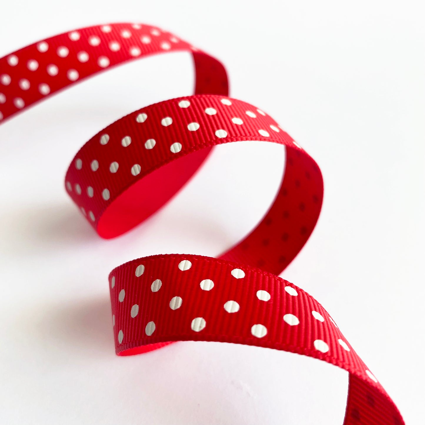 Spot Grosgrain Ribbon | Red 16mm Polka Dot Spot | 1m 25m Roll | Valentines Day - SweetpeaStore