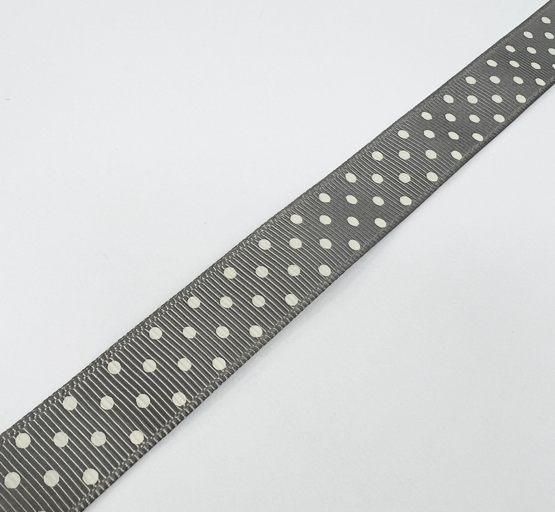 Spot Grosgrain Ribbon | Grey 16mm Polka Dot Spot | 1m 25m Roll - SweetpeaStore