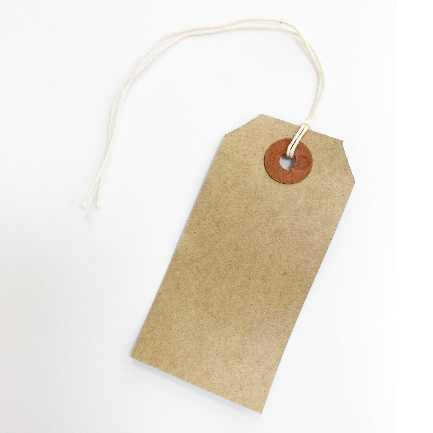 Brown Kraft Card Rustic Luggage Tags | 30 Vintage-Inspired Recycled Tag | 82mm x 41mm | Reinforced Ring Tag With String - SweetpeaStore