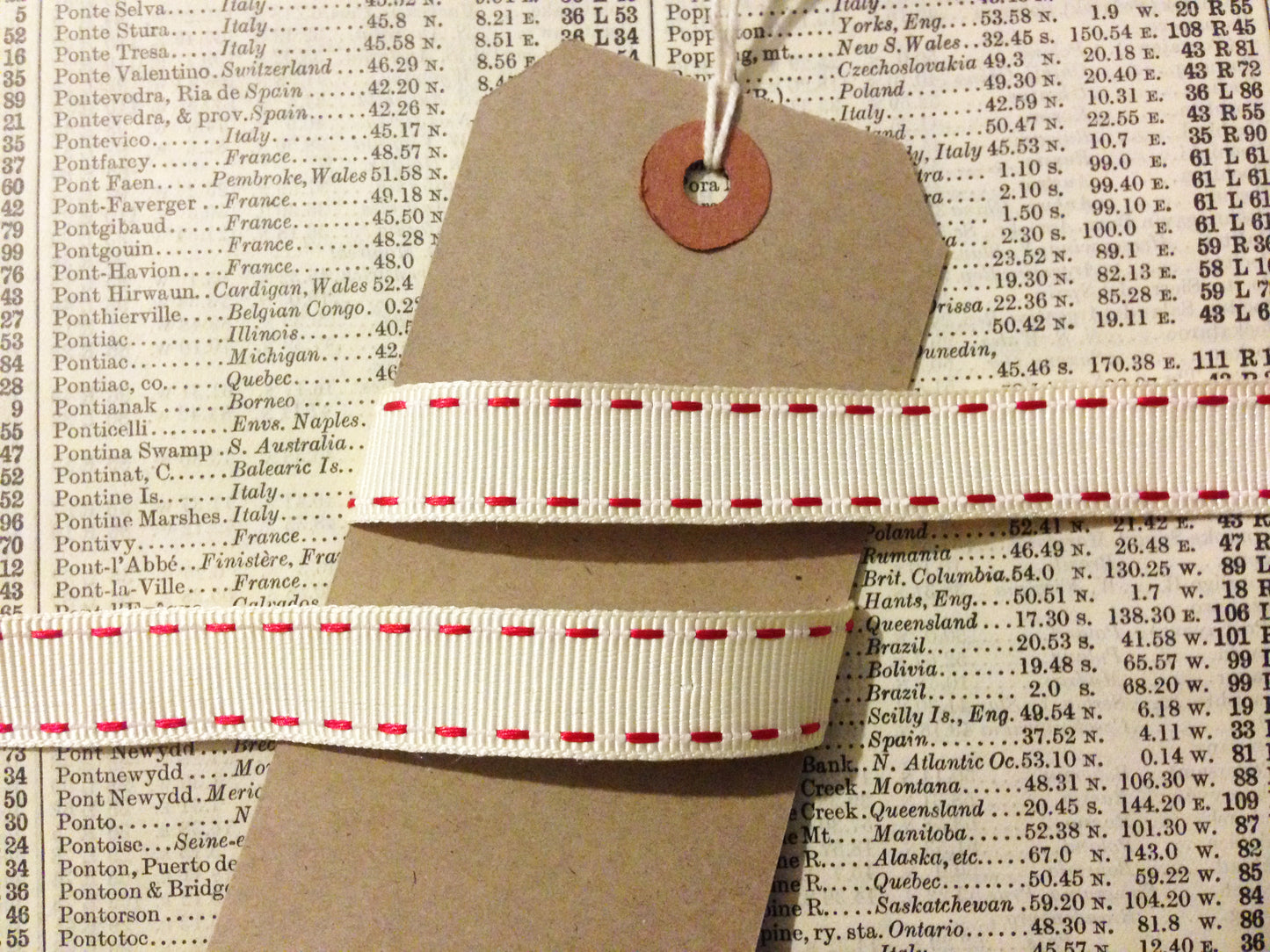 Red & Cream Love Ribbon | Gift Wrap | Hearts Love Stitch | 15mm Grosgrain Craft - SweetpeaStore