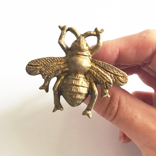 Drawer Knobs | Set of 2 Sass and Belle Vintage Brass Golden Bee | Upcycling - SweetpeaStore